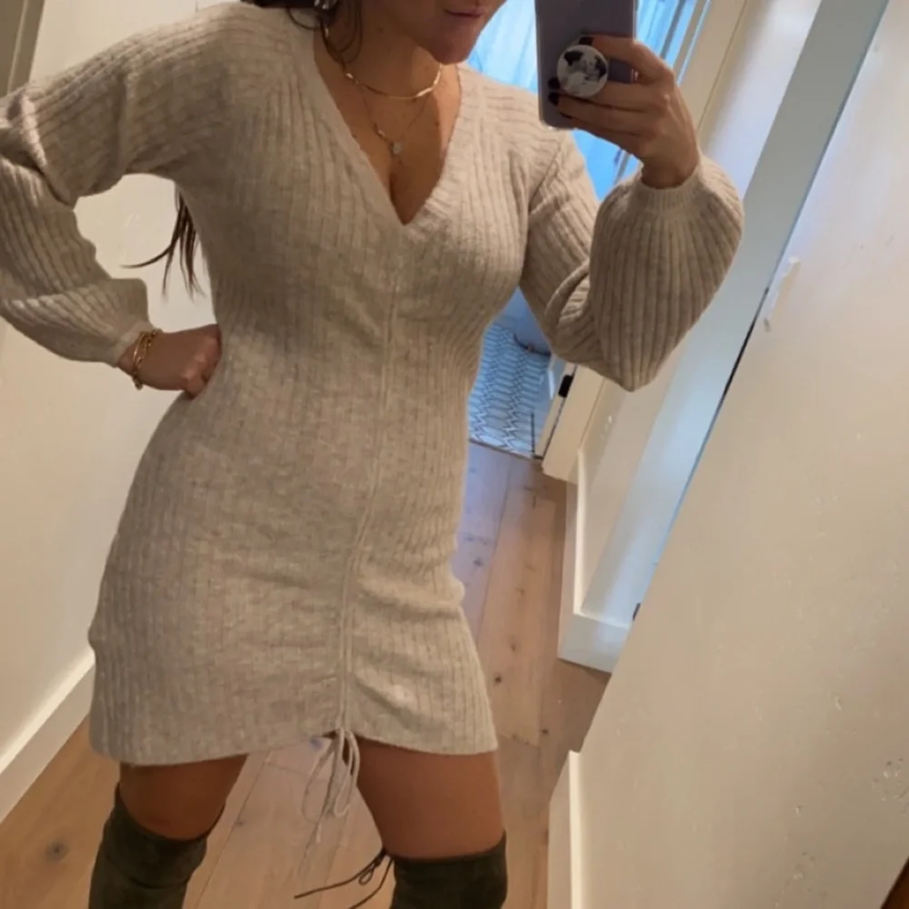 NWT! BB Dakota Made Ya Cinch Dress in Size M - Picture 6 of 7